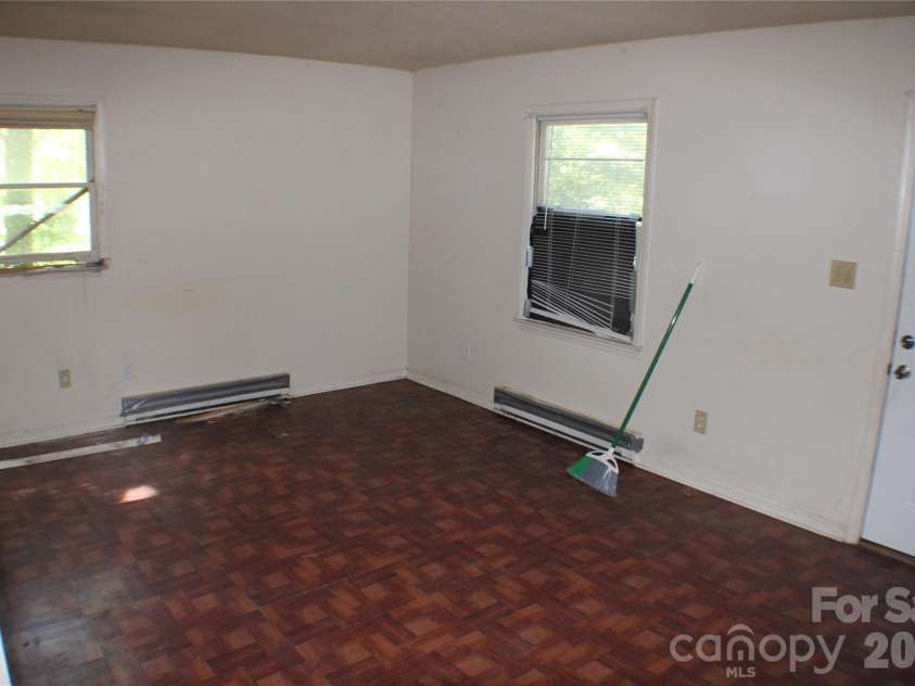 6782 Glover Lane, Stanley, NC 28164.  MLS# CAR4418078, YatesRealty ID 46854. 