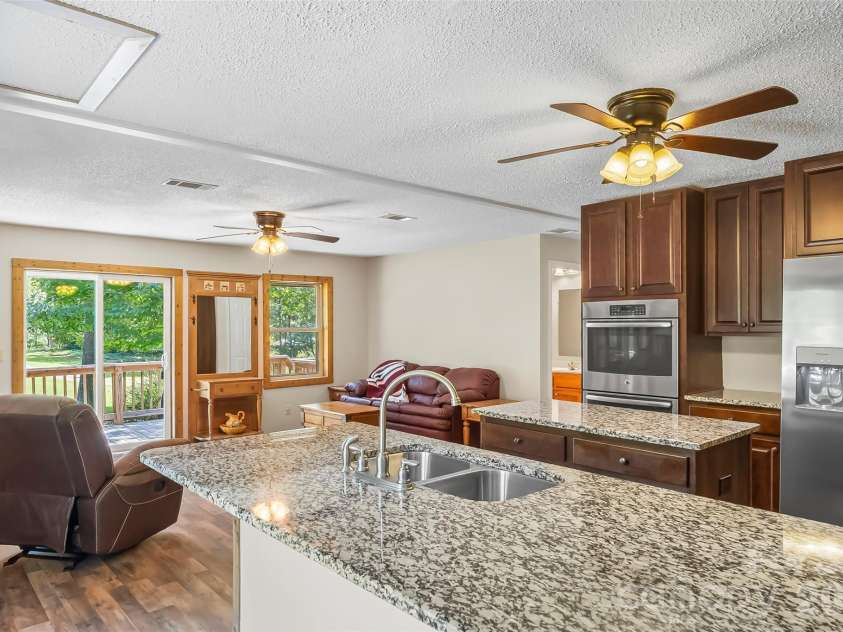 3377 Mentink Way, Nebo, NC 28761.  MLS# CAR4418352, YatesRealty ID 46857. 