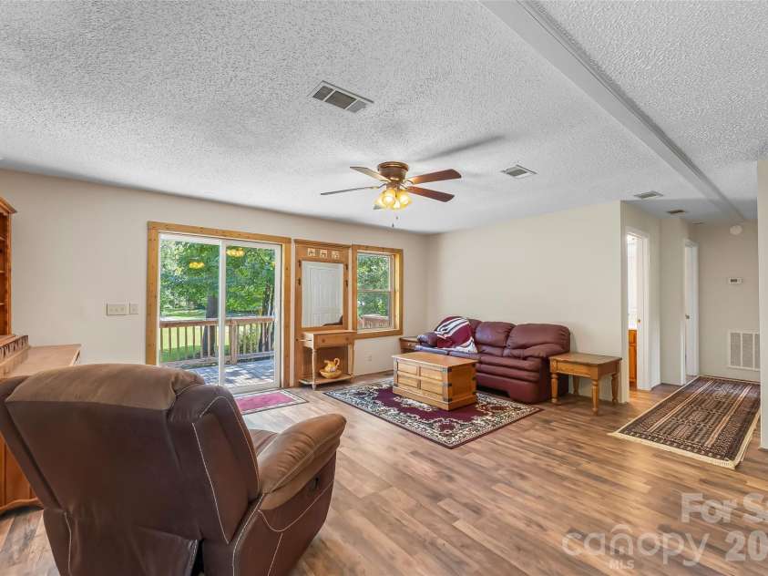 3377 Mentink Way, Nebo, NC 28761.  MLS# CAR4418352, YatesRealty ID 46857. 
