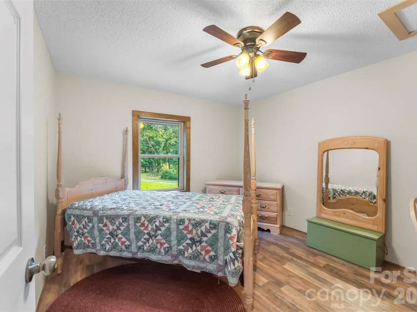 3377 Mentink Way, Nebo, NC 28761.  MLS# CAR4418352, YatesRealty ID 46857. 