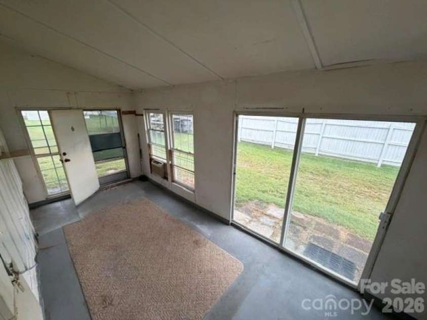 506 Grace Avenue, Kannapolis, NC 28083.  MLS# CAR4416860, YatesRealty ID 46859. Enclosed porch