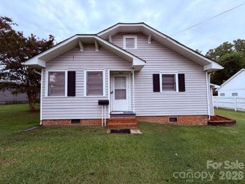 506 Grace Avenue, Kannapolis, NC 28083.  MLS# CAR4416860, YatesRealty ID 46859. Front