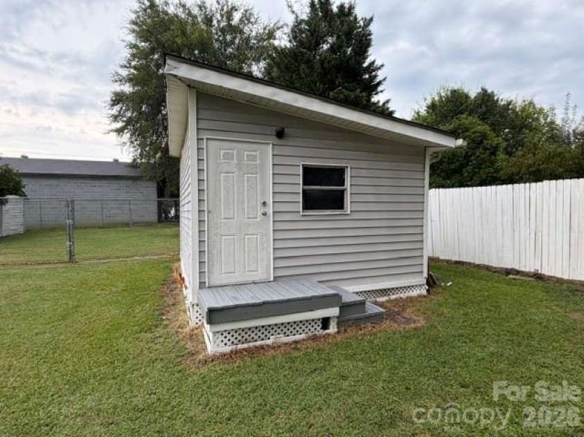 506 Grace Avenue, Kannapolis, NC 28083.  MLS# CAR4416860, YatesRealty ID 46859. Out building 1