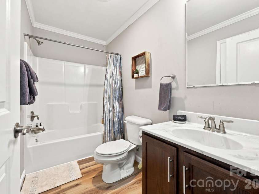 145 Banjo Lane, Waynesville, NC 28785.  MLS# CAR4413174, YatesRealty ID 46861. Full bath 1