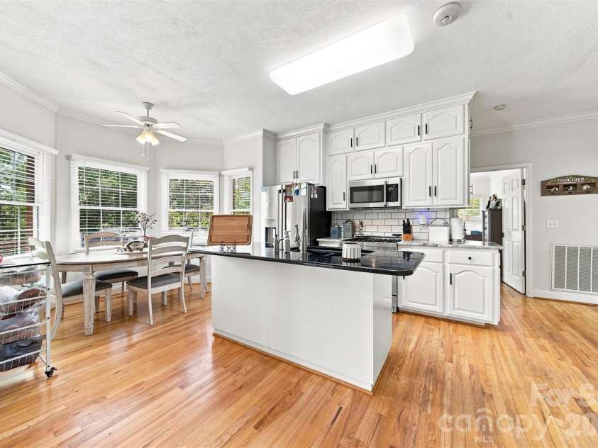 1338 Willow Creek Drive, Newton, NC 28658.  MLS# CAR4414738, YatesRealty ID 46867. 