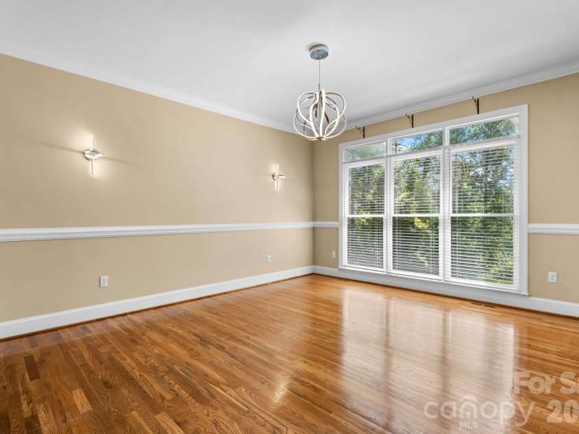 2752 Brittany Drive, Lenoir, NC 28645.  MLS# CAR4416951, YatesRealty ID 46869. 