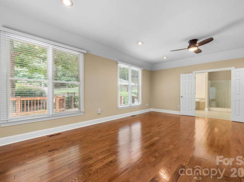 2752 Brittany Drive, Lenoir, NC 28645.  MLS# CAR4416951, YatesRealty ID 46869. 