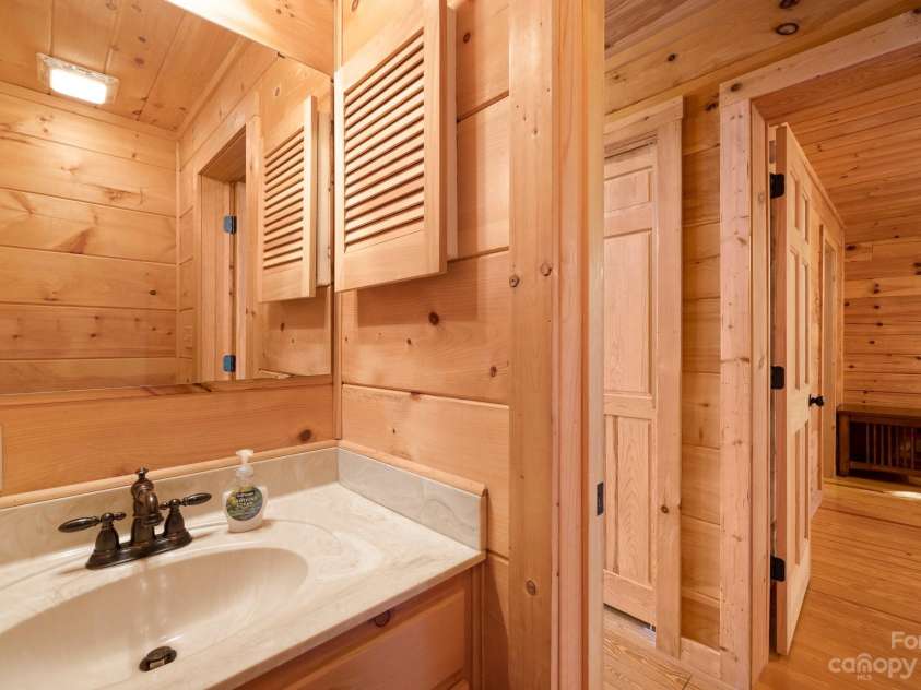 105 Palisade Drive, Mill Spring, NC 28756.  MLS# CAR4081956, YatesRealty ID 4687. 