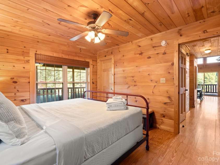 105 Palisade Drive, Mill Spring, NC 28756.  MLS# CAR4081956, YatesRealty ID 4687. 