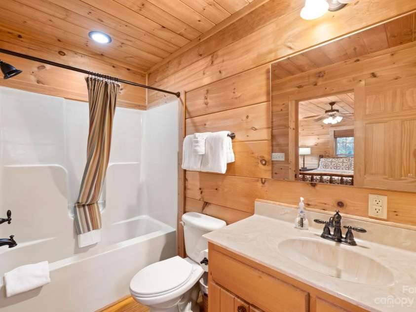 105 Palisade Drive, Mill Spring, NC 28756.  MLS# CAR4081956, YatesRealty ID 4687. 