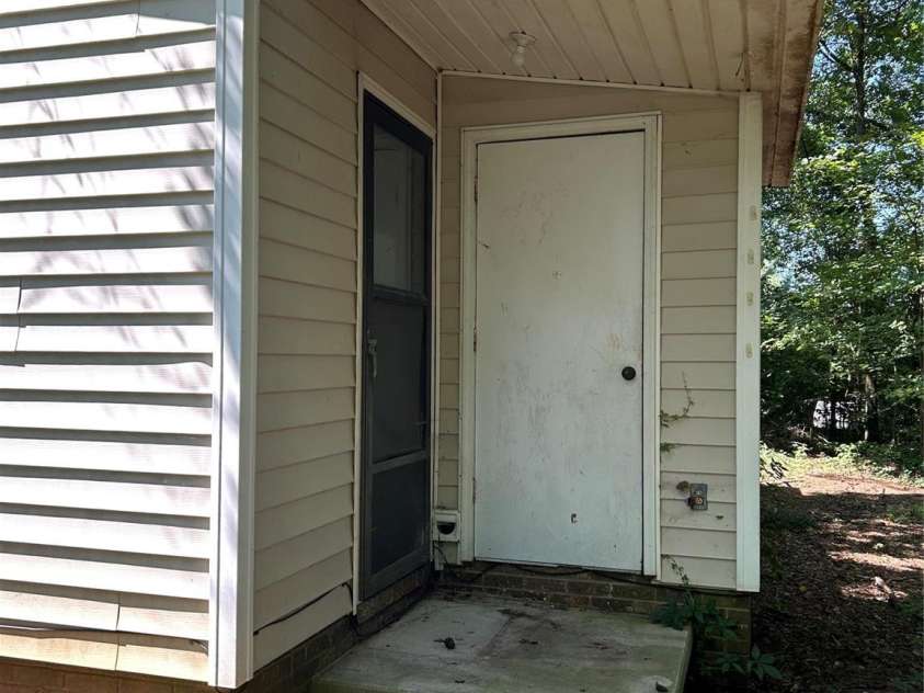 6783 Glover Lane, Stanley, NC 28164.  MLS# CAR4417238, YatesRealty ID 46871. 