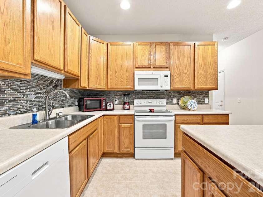 12005 Morrisette Court, Charlotte, NC 28277.  MLS# CAR4416783, YatesRealty ID 46875. 