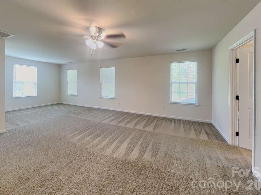 8133 Early Bird Way, Mint Hill, NC 28227.  MLS# CAR4418179, YatesRealty ID 46877. Primary room