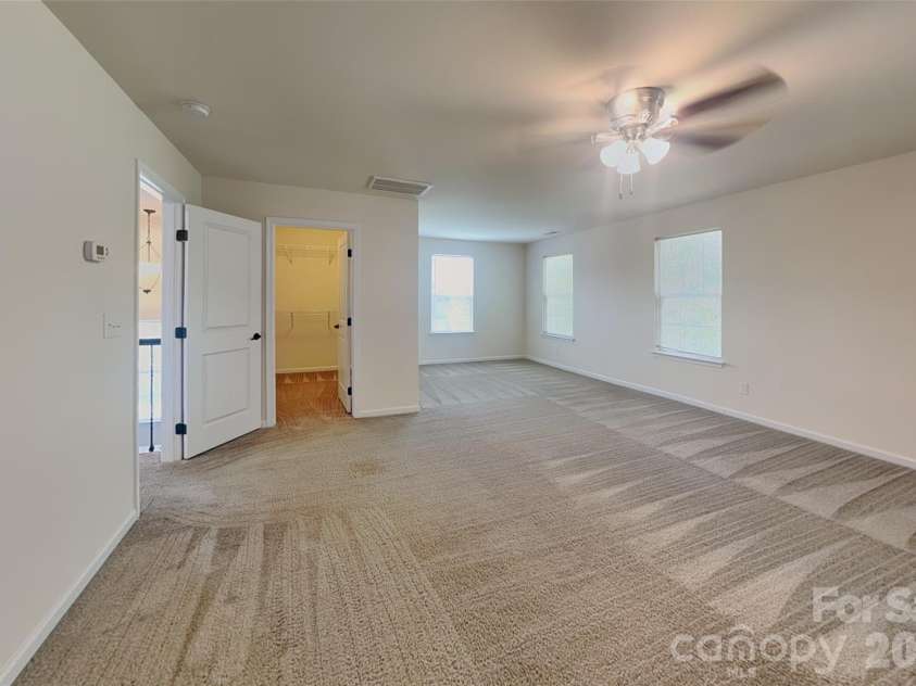 8133 Early Bird Way, Mint Hill, NC 28227.  MLS# CAR4418179, YatesRealty ID 46877. Primary room