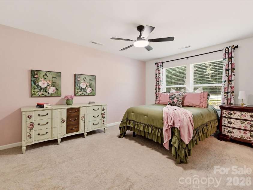 2018 Crooked Oak Lane, York, SC 29745.  MLS# CAR4408869, YatesRealty ID 46878. 