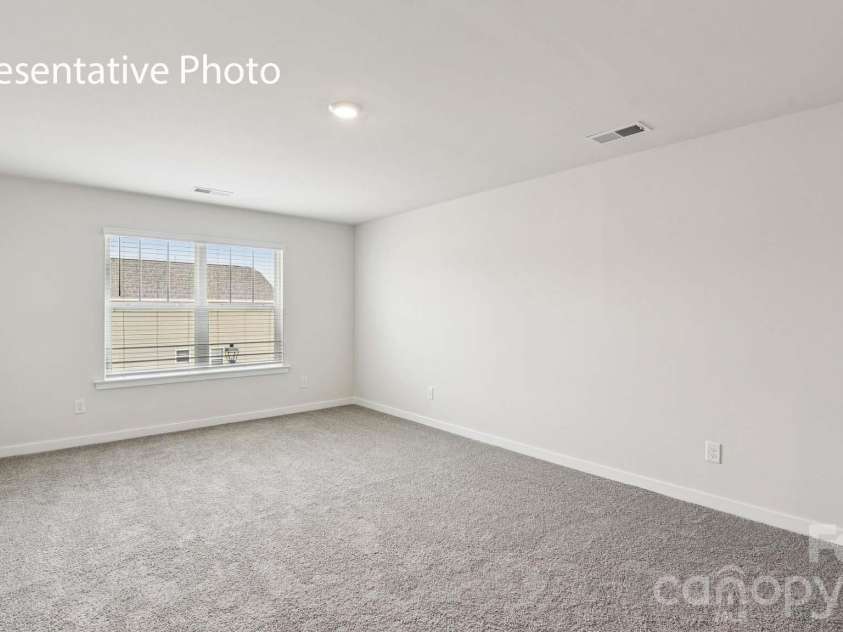 5616 Pamplona Way, Charlotte, NC 28214.  MLS# CAR4351315, YatesRealty ID 46879. 