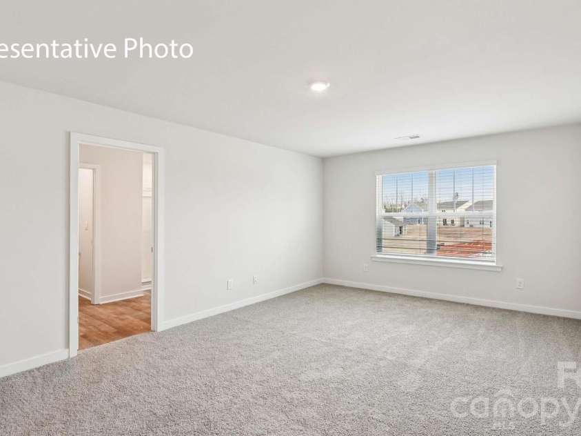 5616 Pamplona Way, Charlotte, NC 28214.  MLS# CAR4351315, YatesRealty ID 46879. 