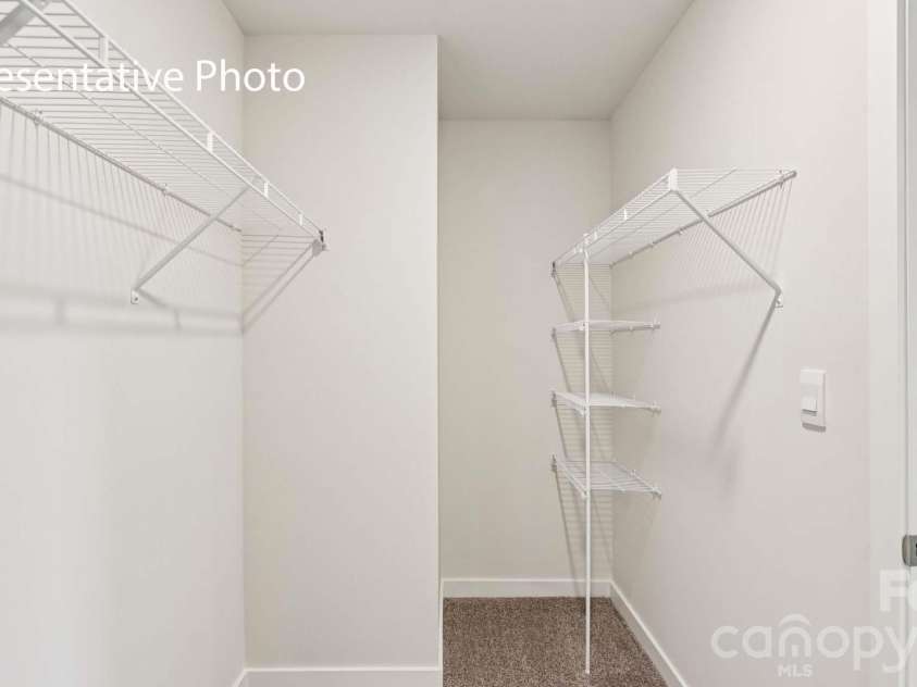 5616 Pamplona Way, Charlotte, NC 28214.  MLS# CAR4351315, YatesRealty ID 46879. 