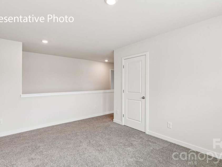 5616 Pamplona Way, Charlotte, NC 28214.  MLS# CAR4351315, YatesRealty ID 46879. 