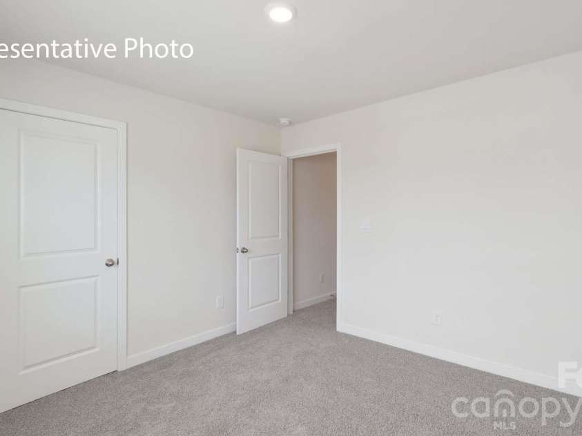 5616 Pamplona Way, Charlotte, NC 28214.  MLS# CAR4351315, YatesRealty ID 46879. 