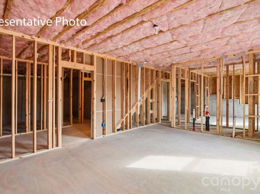 5616 Pamplona Way, Charlotte, NC 28214.  MLS# CAR4351315, YatesRealty ID 46879. 