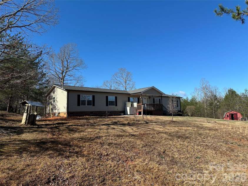 65 Skyview Ridge Drive, Marion, NC 28752.  MLS# CAR4353445, YatesRealty ID 4688. 