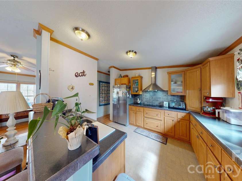 65 Skyview Ridge Drive, Marion, NC 28752.  MLS# CAR4353445, YatesRealty ID 4688. 