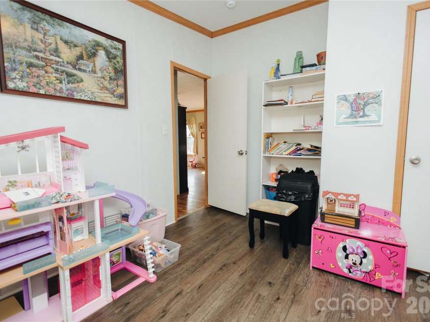 65 Skyview Ridge Drive, Marion, NC 28752.  MLS# CAR4353445, YatesRealty ID 4688. 