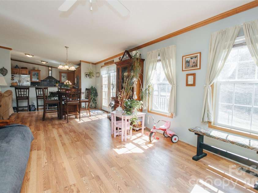 65 Skyview Ridge Drive, Marion, NC 28752.  MLS# CAR4353445, YatesRealty ID 4688. 