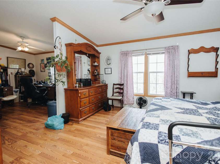 65 Skyview Ridge Drive, Marion, NC 28752.  MLS# CAR4353445, YatesRealty ID 4688. 