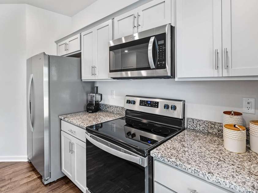 80 Lillian Lane, Hendersonville, NC 28792.  MLS# CAR4201204, YatesRealty ID 4688. **Picture for representation only