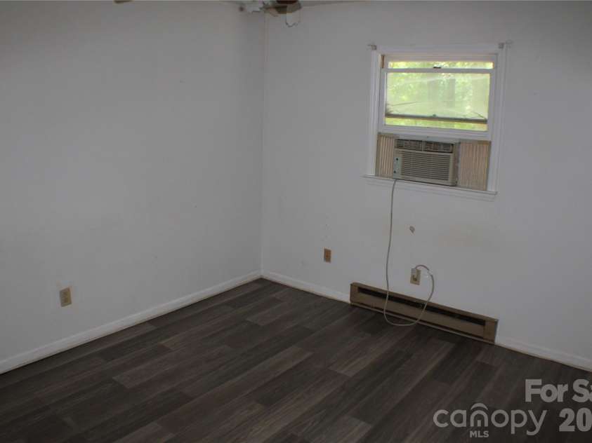 6791 Glover Lane, Stanley, NC 28164.  MLS# CAR4418060, YatesRealty ID 46880. 