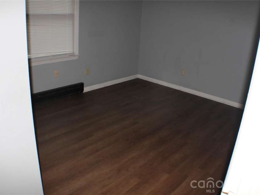 6804 Glover Lane, Stanley, NC 28164.  MLS# CAR4417490, YatesRealty ID 46881. 