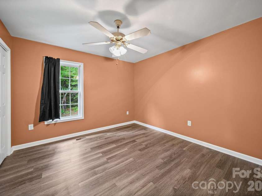 147 Island Terrace Road, Statesville, NC 28677.  MLS# CAR4416211, YatesRealty ID 46882. 