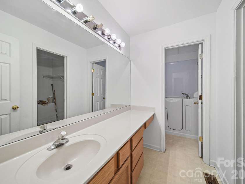 147 Island Terrace Road, Statesville, NC 28677.  MLS# CAR4416211, YatesRealty ID 46882. 