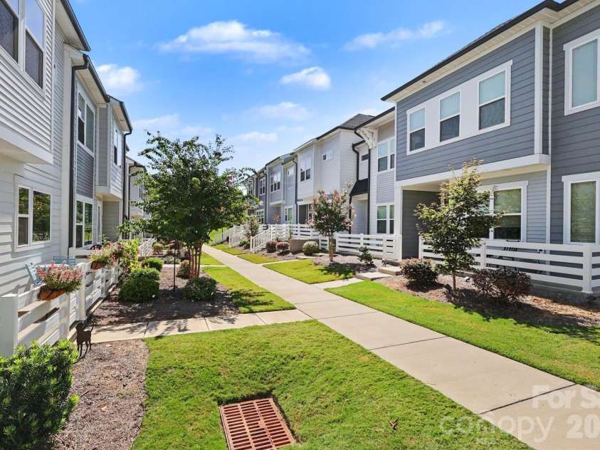 816 Redd Alley, Charlotte, NC 28217.  MLS# CAR4415143, YatesRealty ID 46885. 