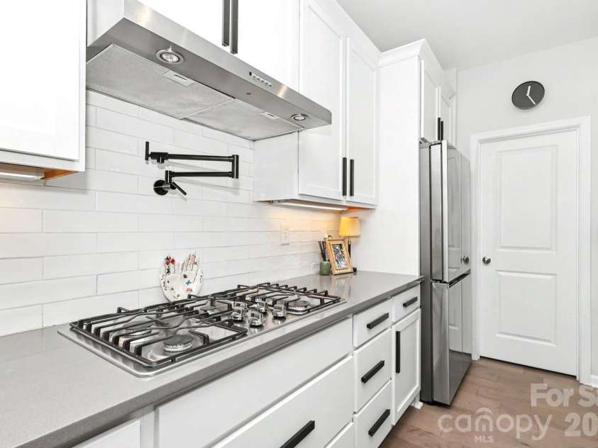 816 Redd Alley, Charlotte, NC 28217.  MLS# CAR4415143, YatesRealty ID 46885. 