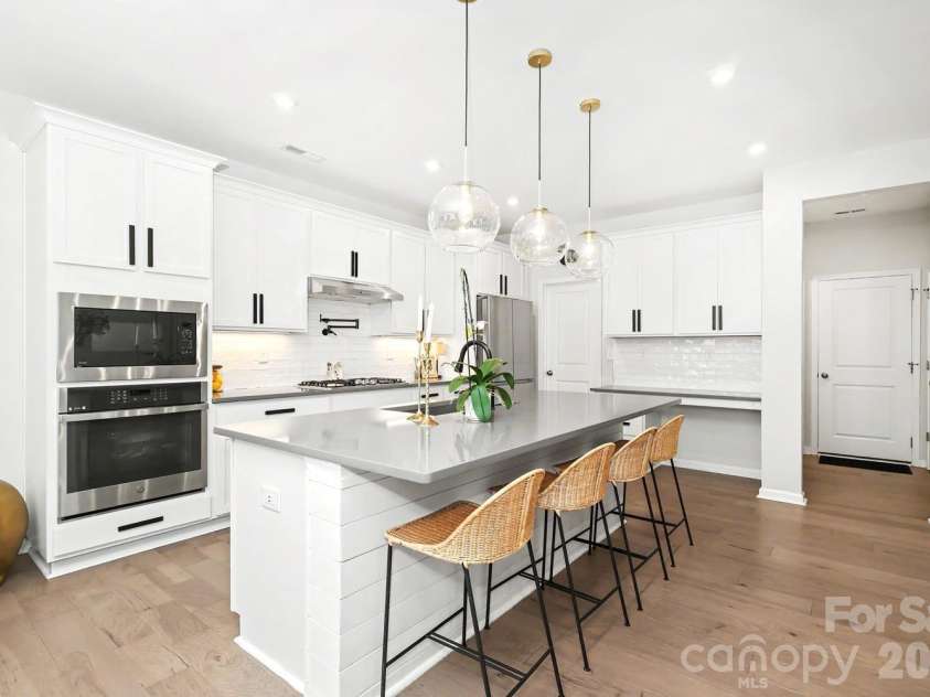816 Redd Alley, Charlotte, NC 28217.  MLS# CAR4415143, YatesRealty ID 46885. 