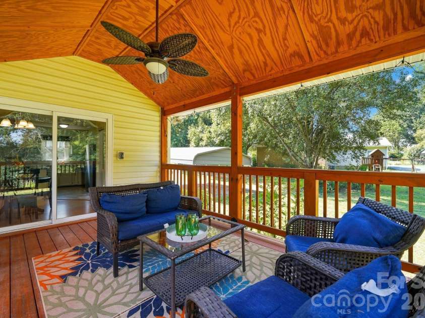 3004 Winston Drive, Concord, NC 28027.  MLS# CAR4412500, YatesRealty ID 46886. 