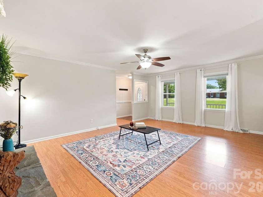 3004 Winston Drive, Concord, NC 28027.  MLS# CAR4412500, YatesRealty ID 46886. 