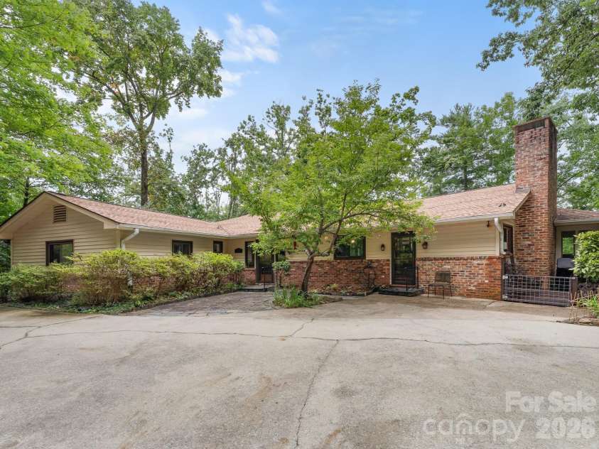 12 E Park Drive, Tryon, NC 28782.  MLS# CAR4415463, YatesRealty ID 46887. 