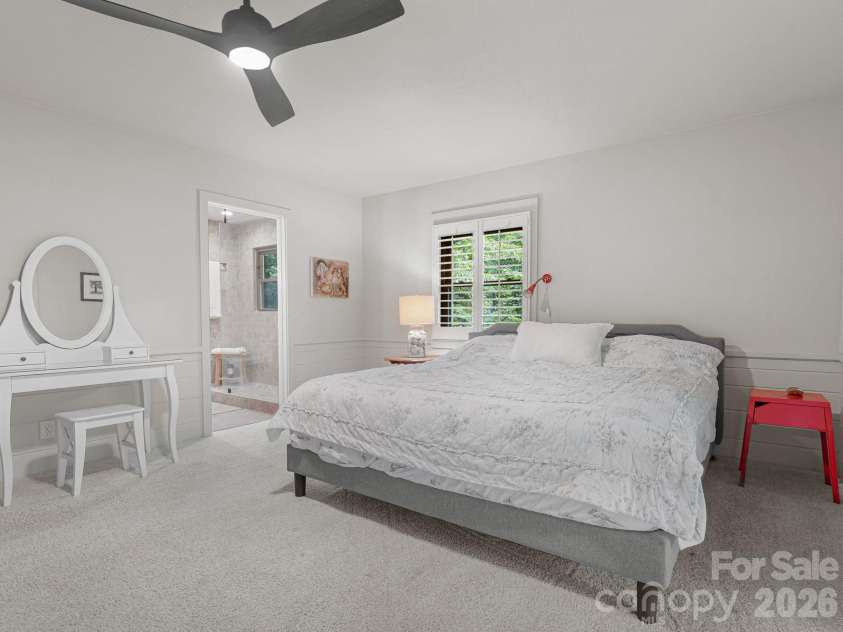 12 E Park Drive, Tryon, NC 28782.  MLS# CAR4415463, YatesRealty ID 46887. 
