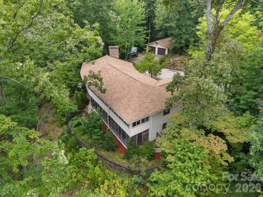 12 E Park Drive, Tryon, NC 28782.  MLS# CAR4415463, YatesRealty ID 46887. 