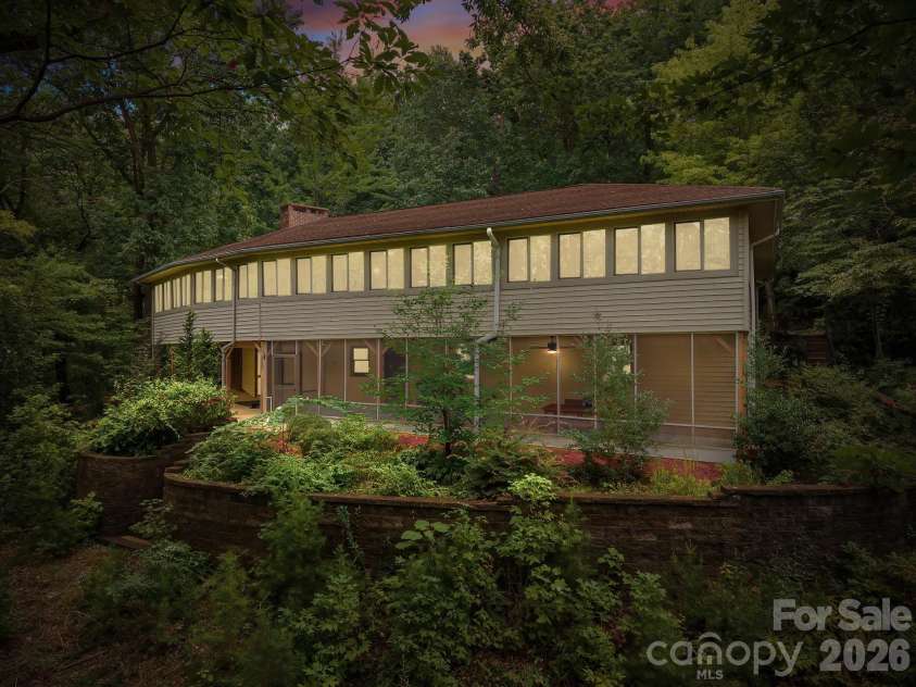12 E Park Drive, Tryon, NC 28782.  MLS# CAR4415463, YatesRealty ID 46887. 
