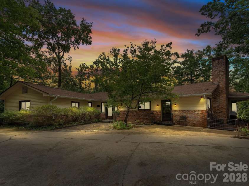 12 E Park Drive, Tryon, NC 28782.  MLS# CAR4415463, YatesRealty ID 46887. 