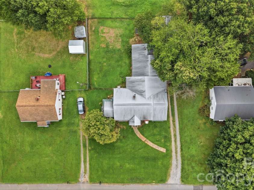 2304 Mclean Street, Gastonia, NC 28054.  MLS# CAR4416725, YatesRealty ID 46889. 