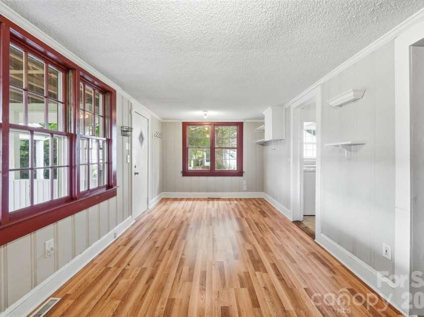 2304 Mclean Street, Gastonia, NC 28054.  MLS# CAR4416725, YatesRealty ID 46889. 