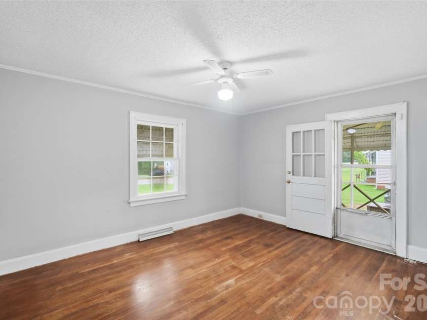 2304 Mclean Street, Gastonia, NC 28054.  MLS# CAR4416725, YatesRealty ID 46889. 