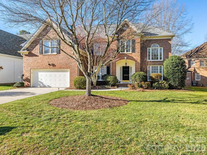 3228 Twelve Oaks Place, Charlotte, NC 28270.  MLS# CAR4337681, YatesRealty ID 4689. 