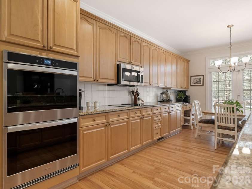 3228 Twelve Oaks Place, Charlotte, NC 28270.  MLS# CAR4337681, YatesRealty ID 4689. 